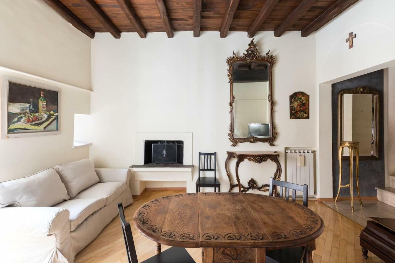 Vicolo De' Bovari Private Apartment Rom